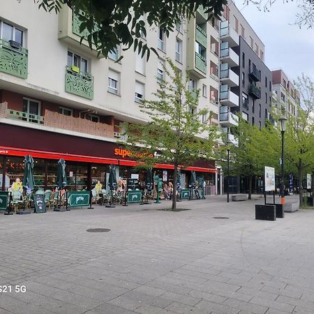 Superbe T2, Paris, Stade De France, Wifi, Parking Сен-Дени Экстерьер фото